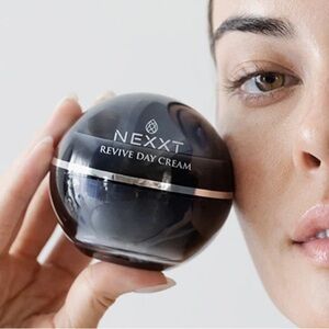 NWT NEXXT Beauty Day Cream‎ SPF 30 (1.7 Fl)